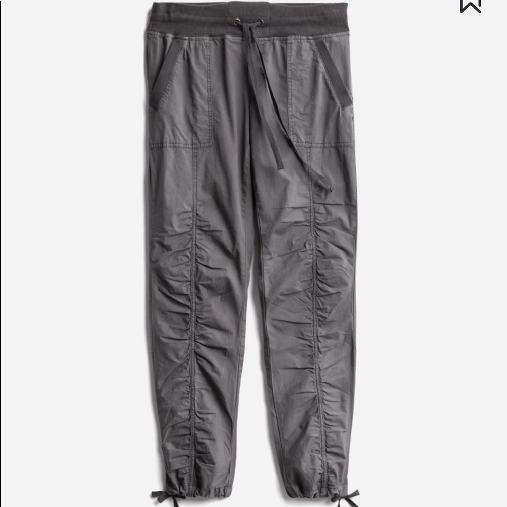 Straight leg pants - small